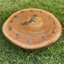reloj Rústico De Pared hecho Com Tronco De Árvore